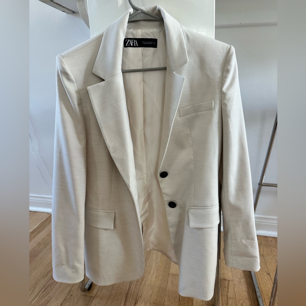 Zara Off-White Tailored Blazer